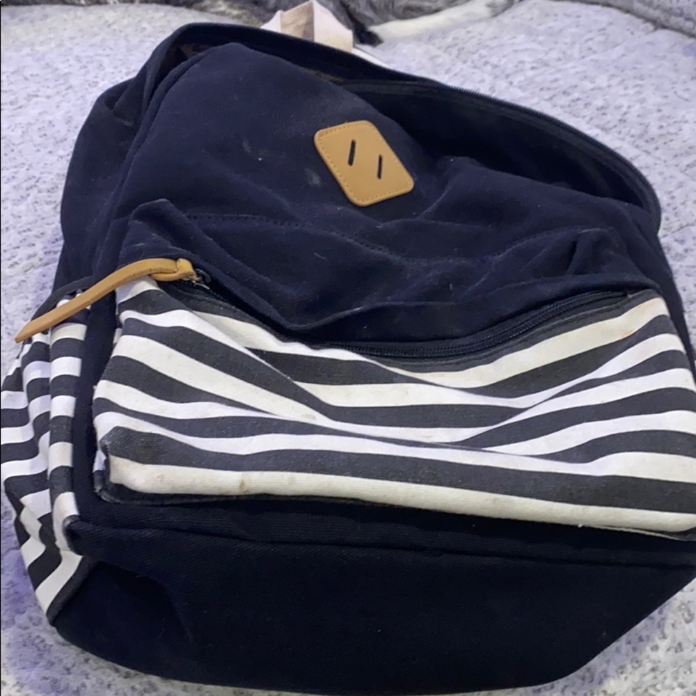 Backpack - Picture 2 of 2